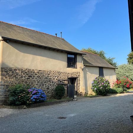 Le Logis De La Lettre Bed and Breakfast Tinténiac Eksteriør billede